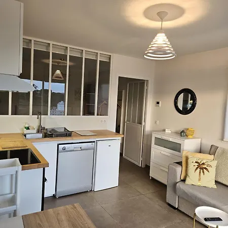 Twenty Rent 3*