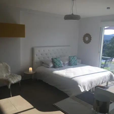 Πανσιόν Twenty Rent Καν-συρ-Μερ