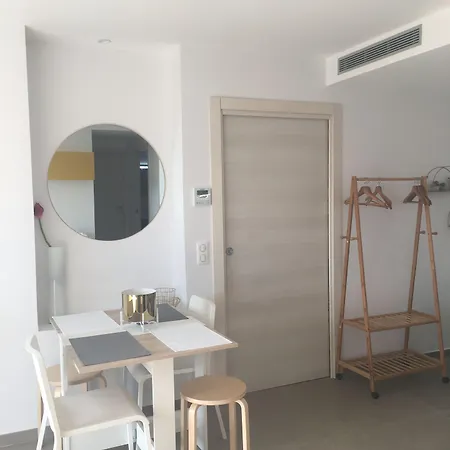 Twenty Rent