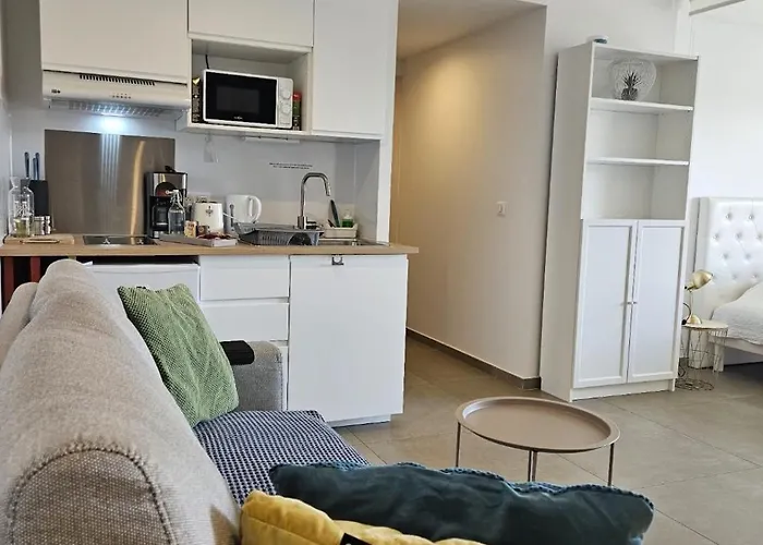 Twenty Rent Cagnes-sur-Mer